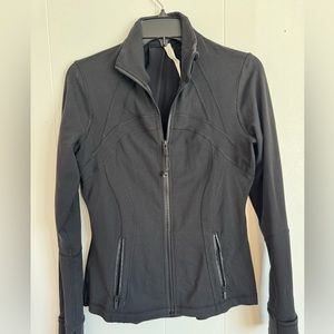 Women’s Lululemon jacket size 8